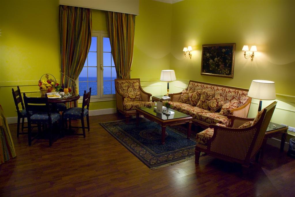 Helnan Auberge Fayoum Екстериор снимка