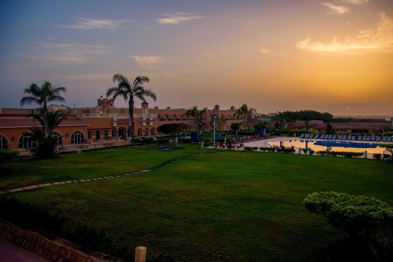 Helnan Auberge Fayoum Екстериор снимка