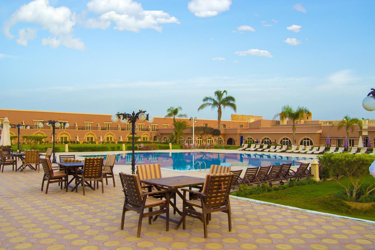 Helnan Auberge Fayoum Екстериор снимка