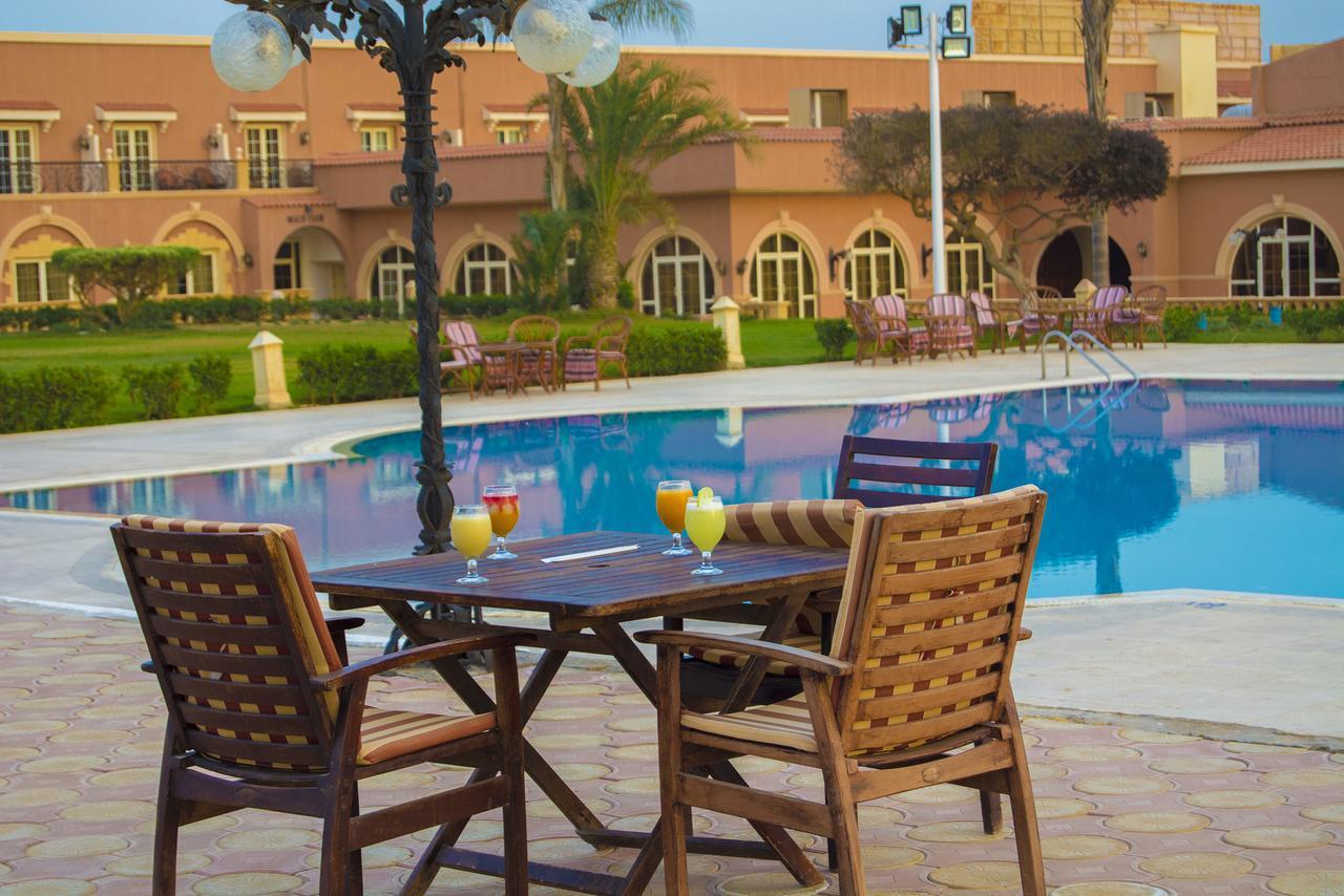 Helnan Auberge Fayoum Екстериор снимка
