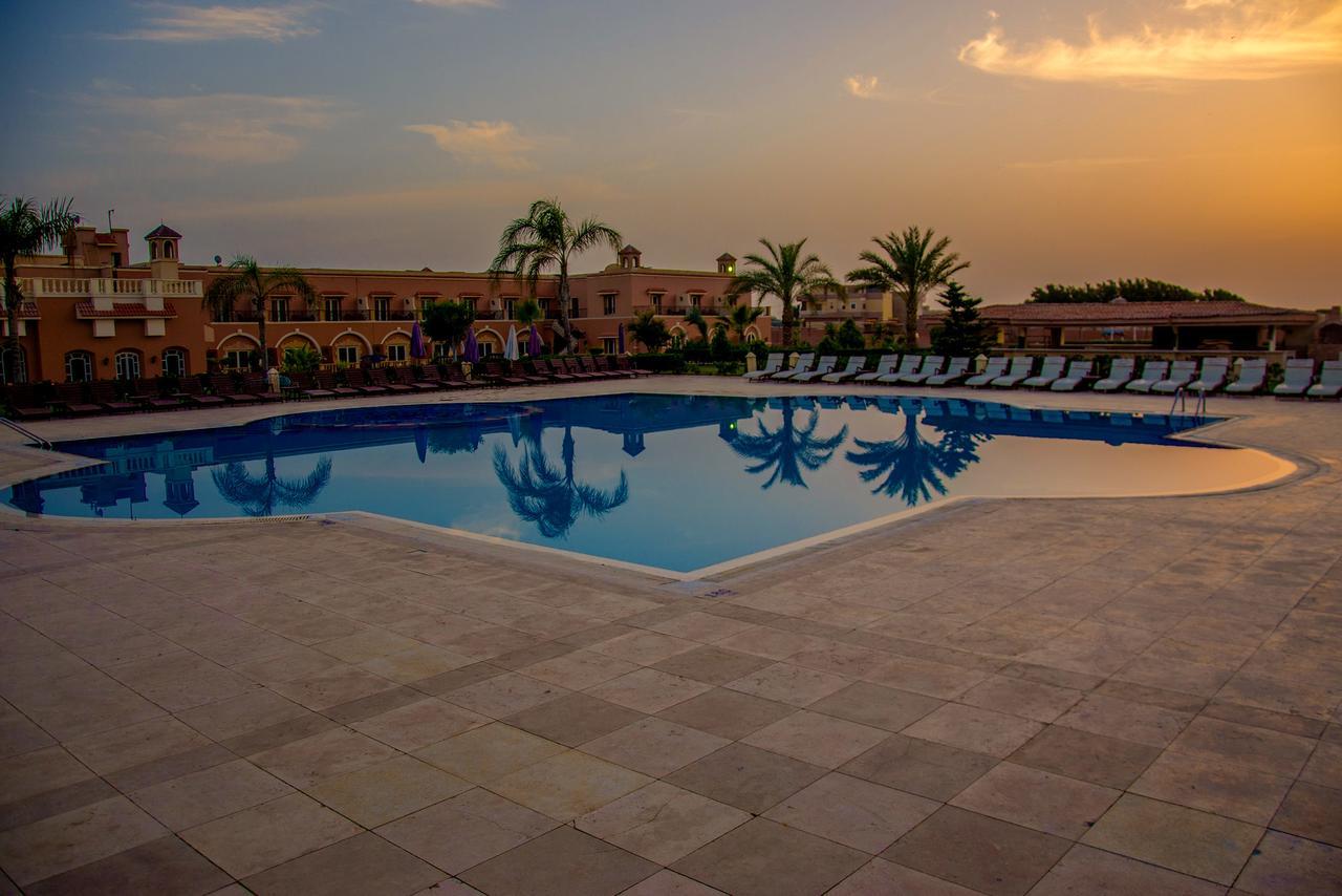 Helnan Auberge Fayoum Екстериор снимка